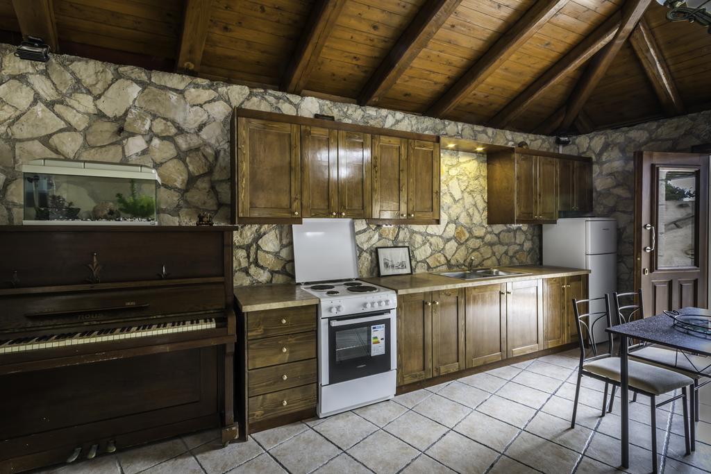 Villa αggi's *